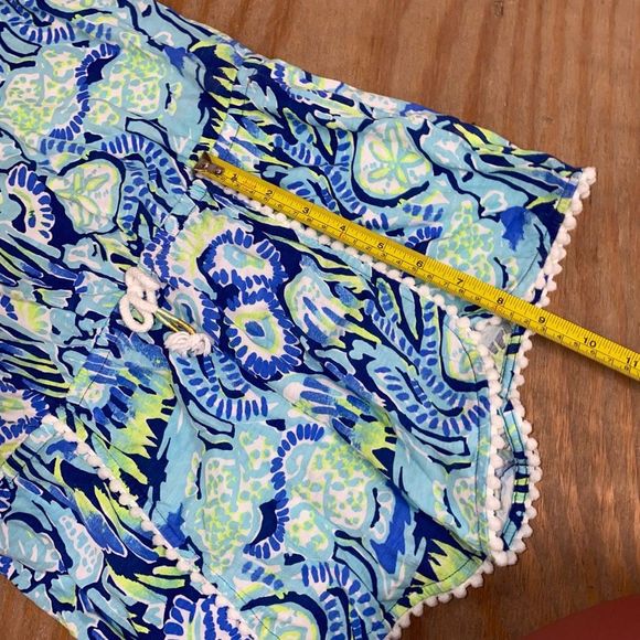 LILLY PULITZER Girls BLUE MULTI-COLOR PRINT SHORT KNIT ROMPER. Size XL (12-14) - Picture 7 of 8